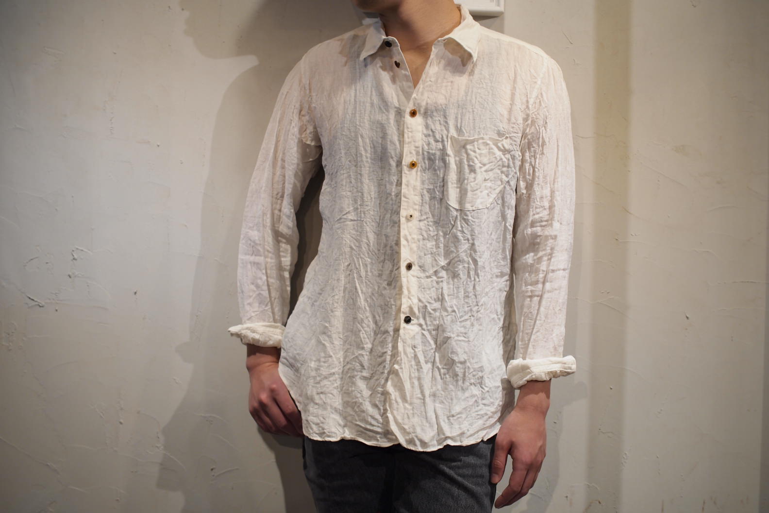 the crooked tailor denim classic shirtsトップス - シャツ