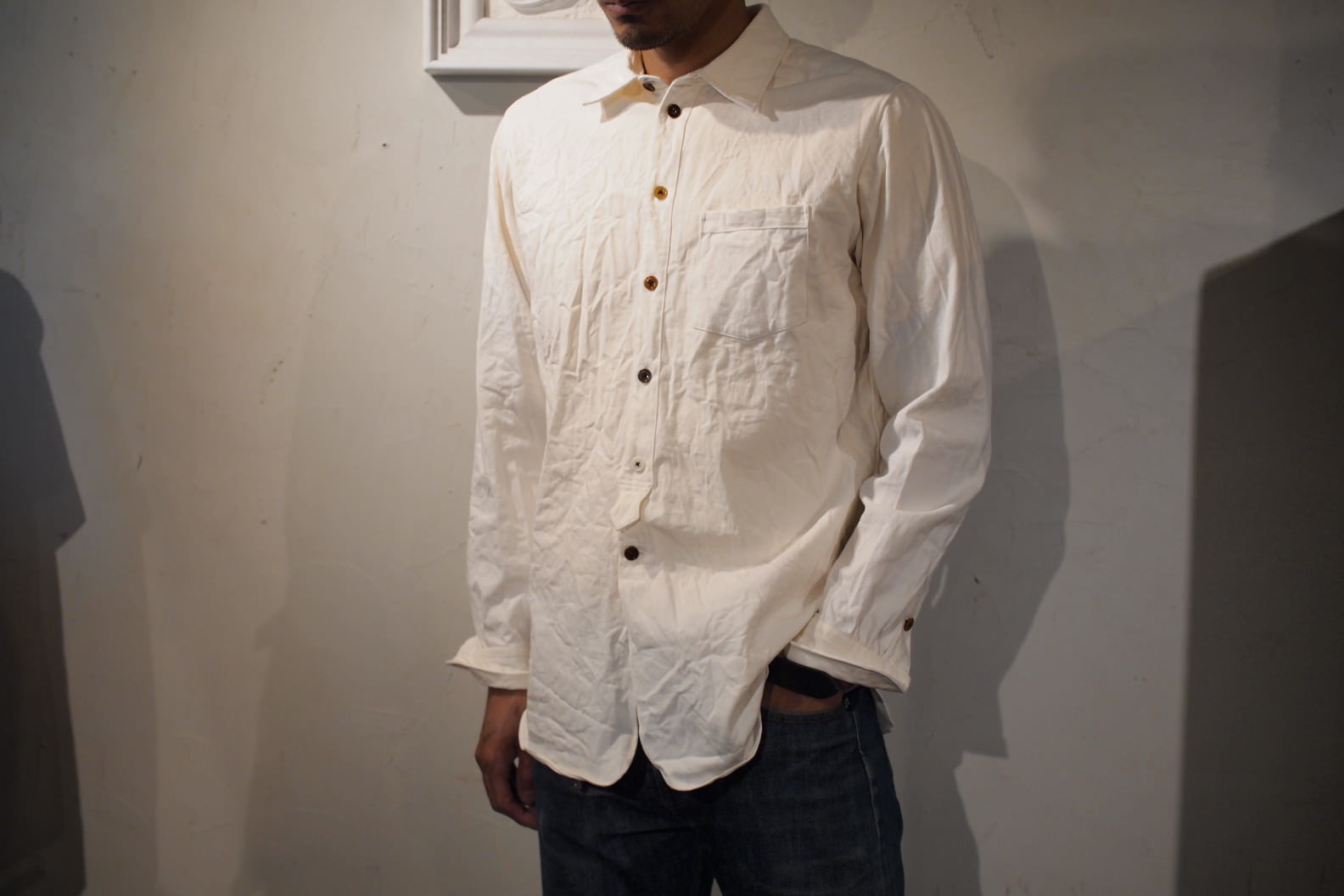 the crooked tailor denim classic shirtsトップス - シャツ