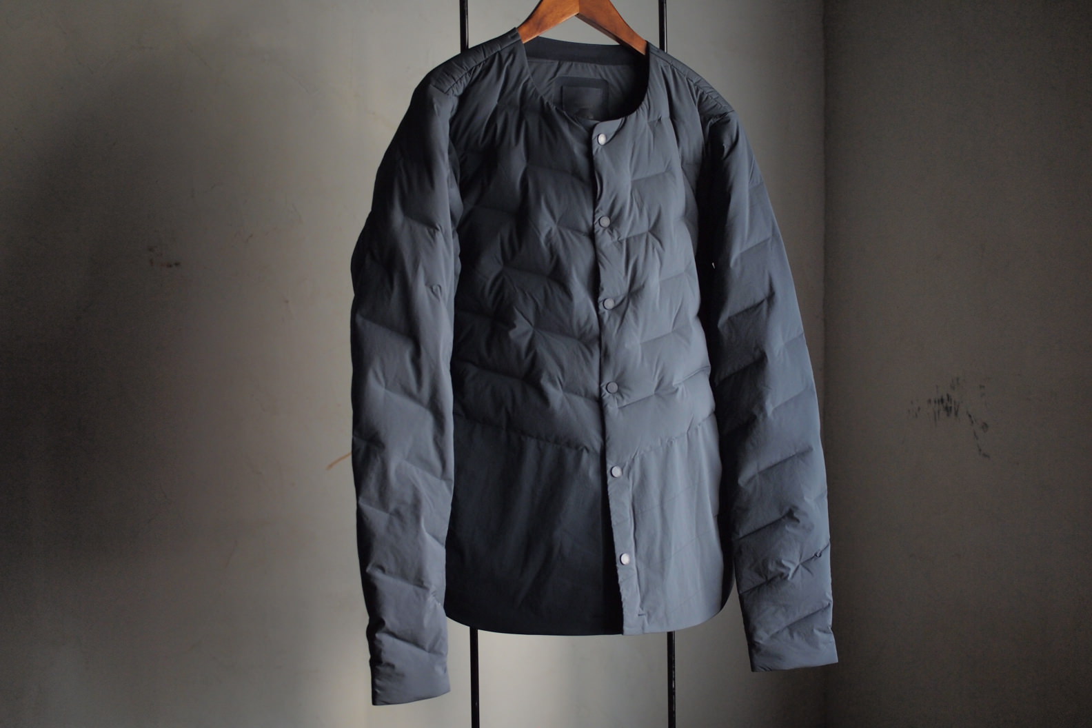 DESCENTE ALLTERRAIN D.I.S DOWN L/S SHIRT - ダウンジャケット