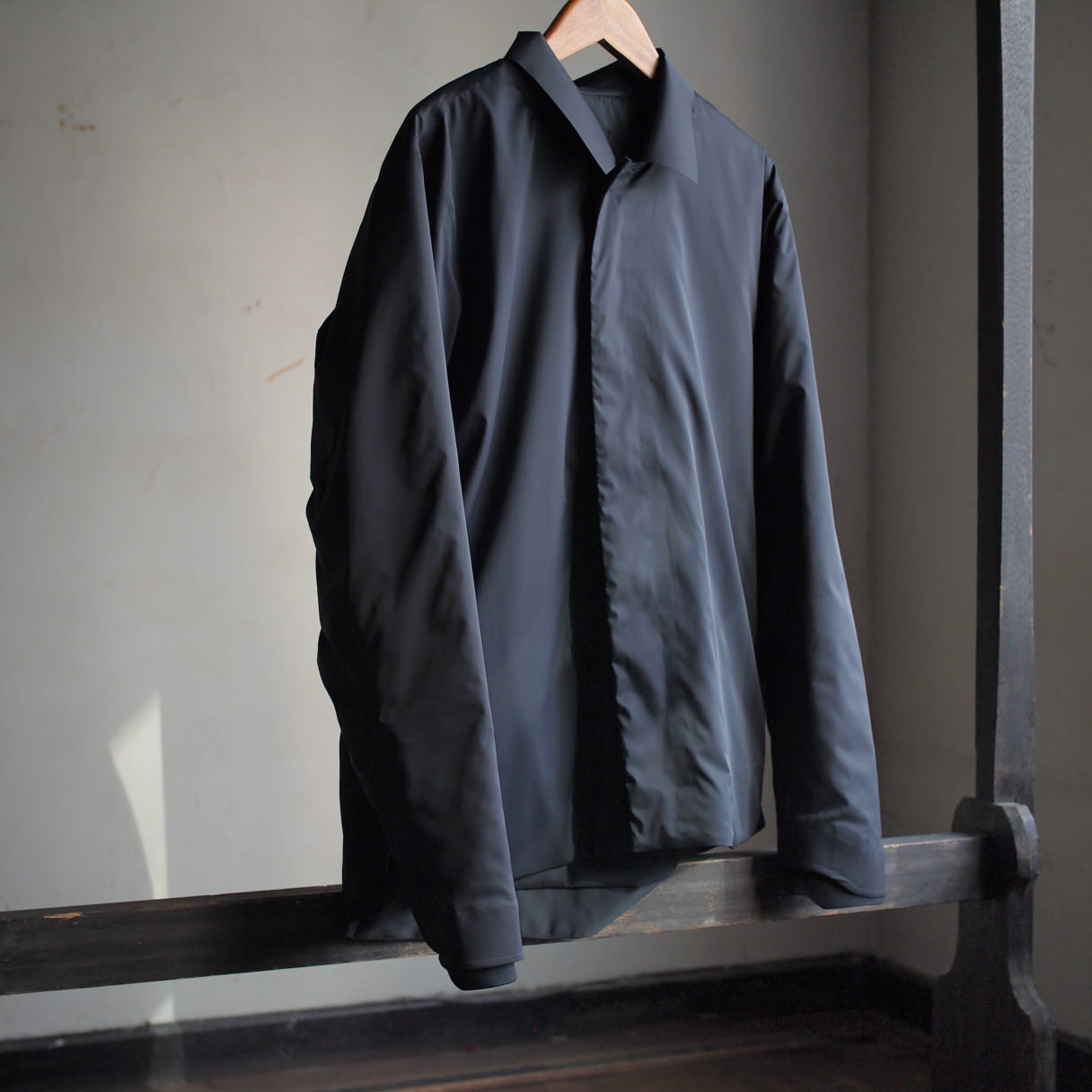 DESCENTE ALLTERAIN/PERFORATED INSULATION L/S SHIRT | peau de l