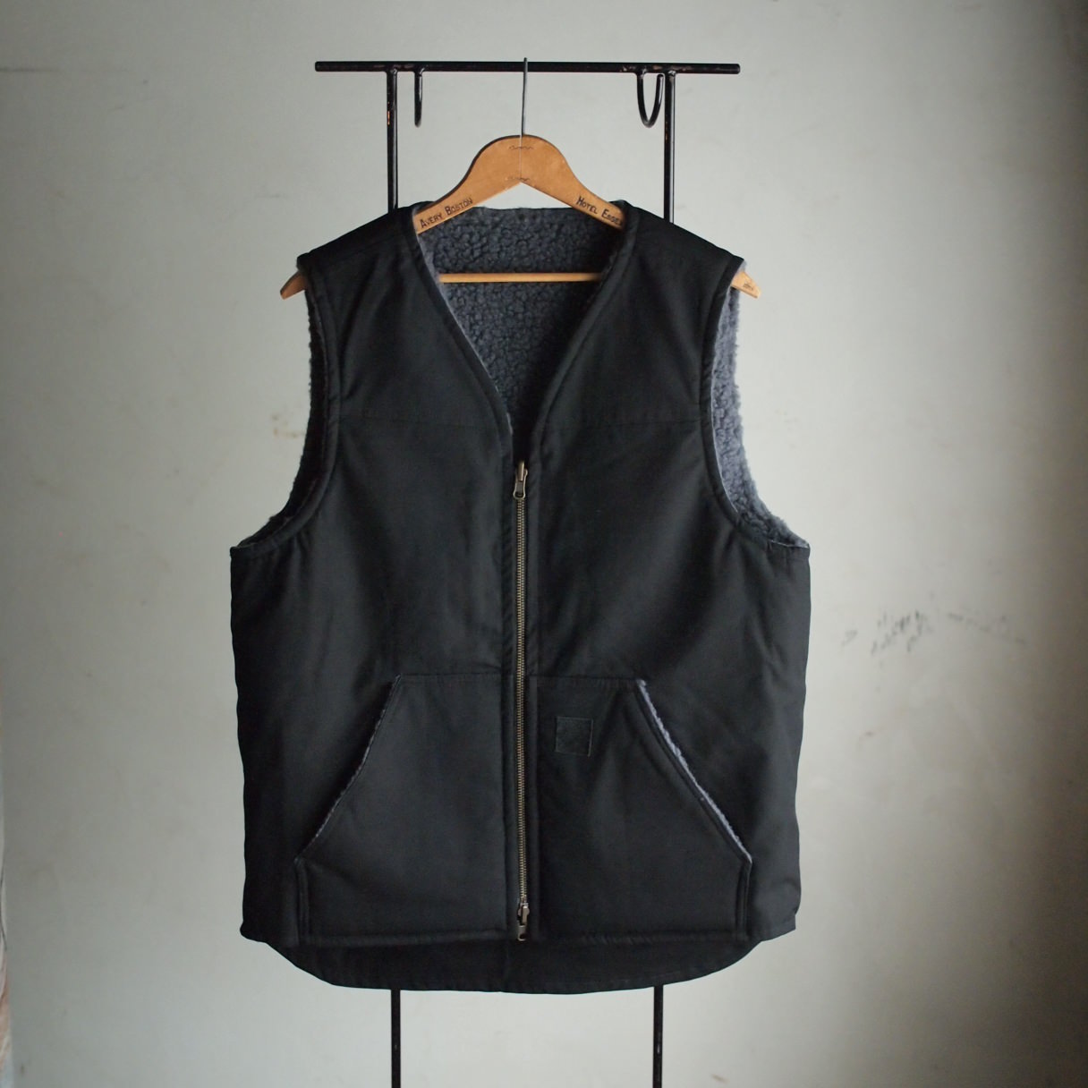 MAINU/Reversible Work Vest | peau de l'ours（ポードルルス ...
